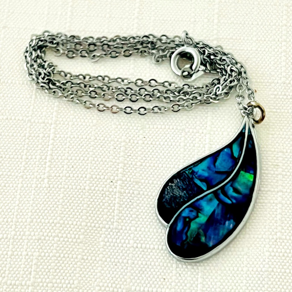 Elegant Blue and Silver Necklace